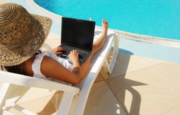 Summer e-Learning by the pool – mobile learning, apps, flipped classroom, connected coaching and more!